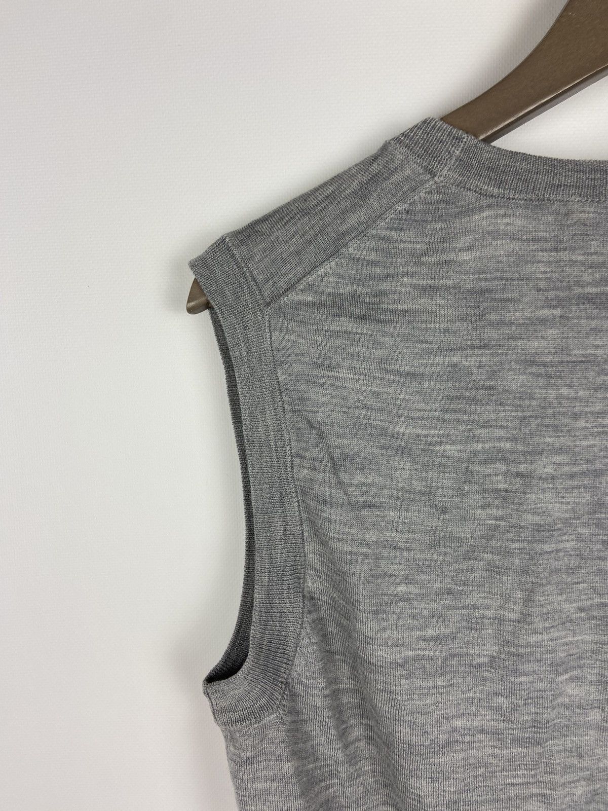 Designer × Suitsupply Suitsupply Gray Button Wool Vest Mens Size US S / EU 44-46 / 1 - 14 Thumbnail