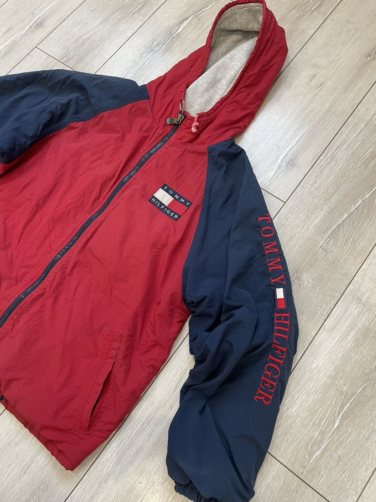 Tommy Hilfiger Vintage Tommy Hilfiger Reversible jacket Size US M / EU 48-50 / 2 - 2 Thumbnail