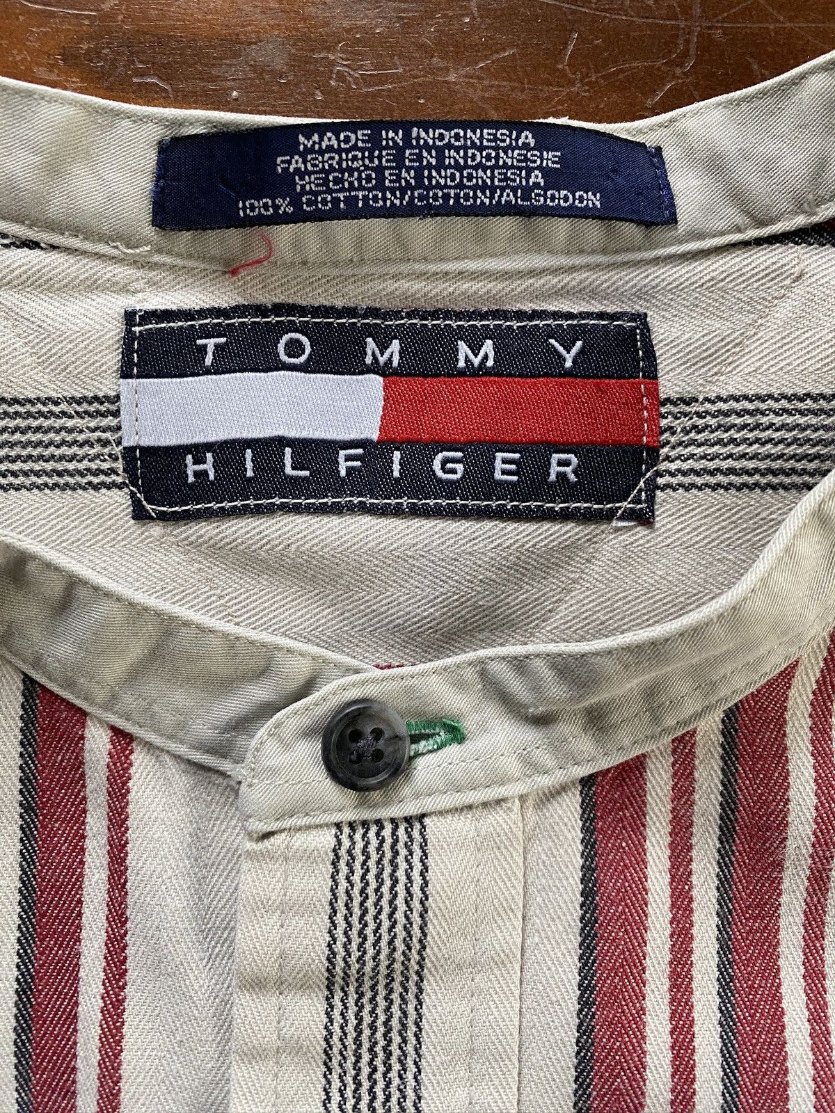 Tommy Hilfiger Vintage 90’s Tommy Hilfiger Motorcycle Standing Collar Shirt Size US XL / EU 56 / 4 - 6 Thumbnail