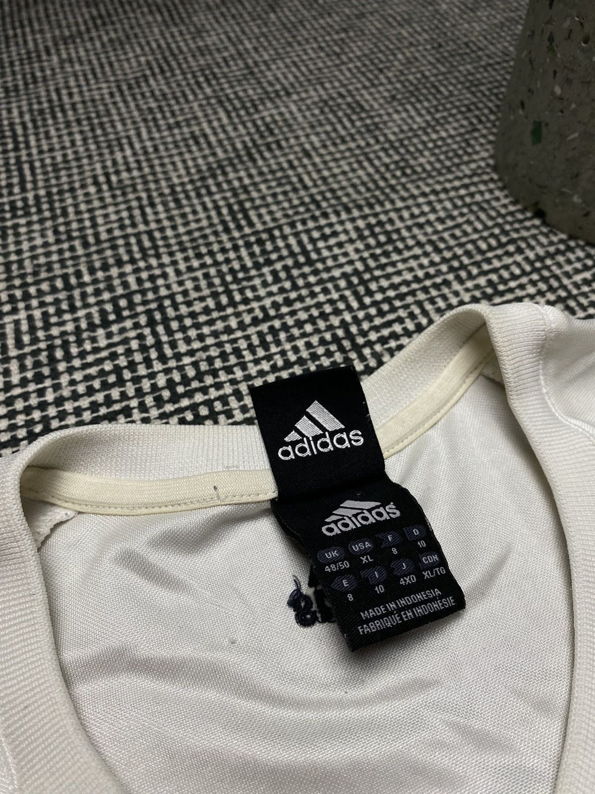 Vintage Real Madrid adidas 2003 vintage rare soccer jersey y2k Size US XL / EU 56 / 4 - 13 Thumbnail