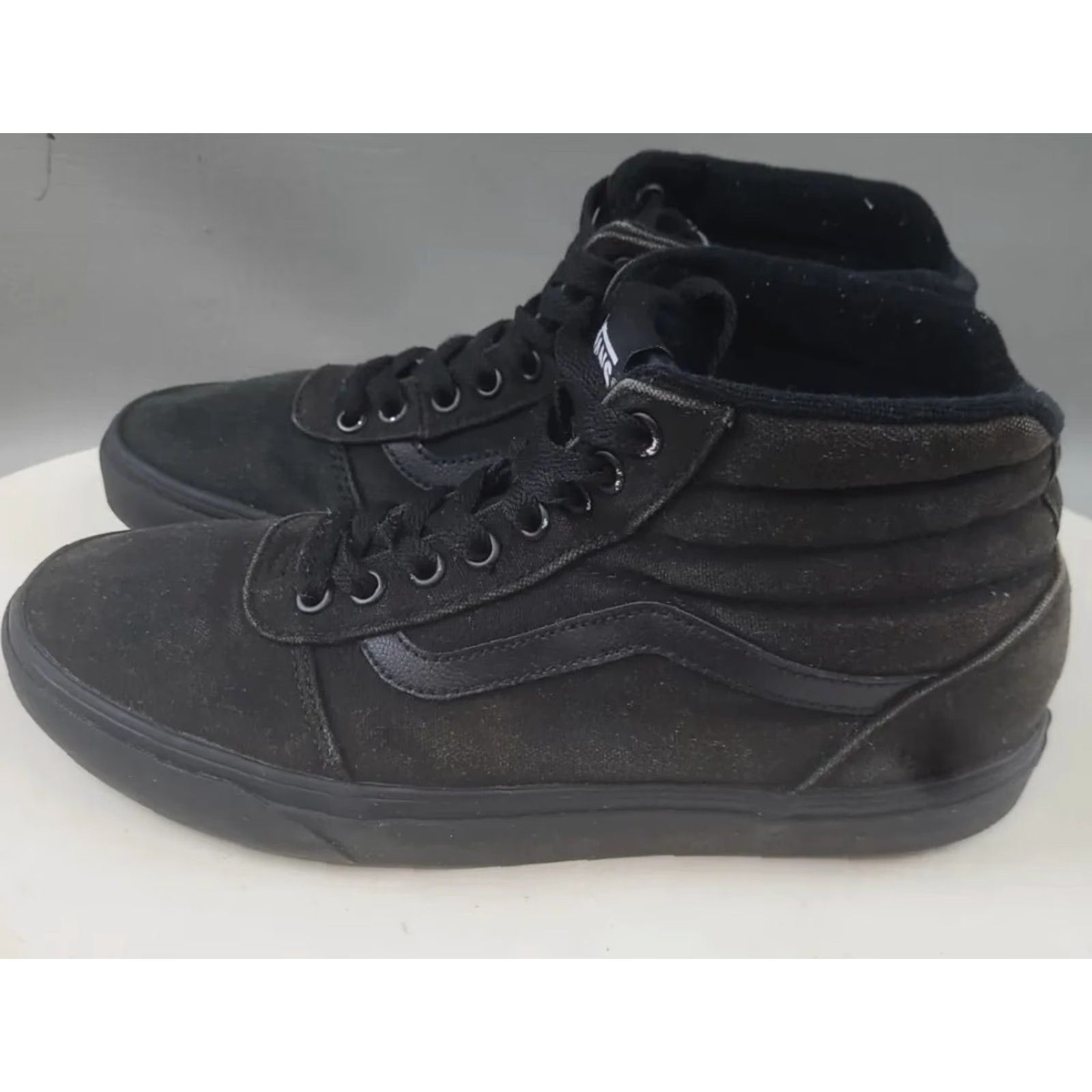 Vans VANS Men's Sk8 Hi Triple Black Shoes Size 8.5 Canvas High Top Skateboard Sneakers Size US M / EU 48-50 / 2 - 6 Thumbnail