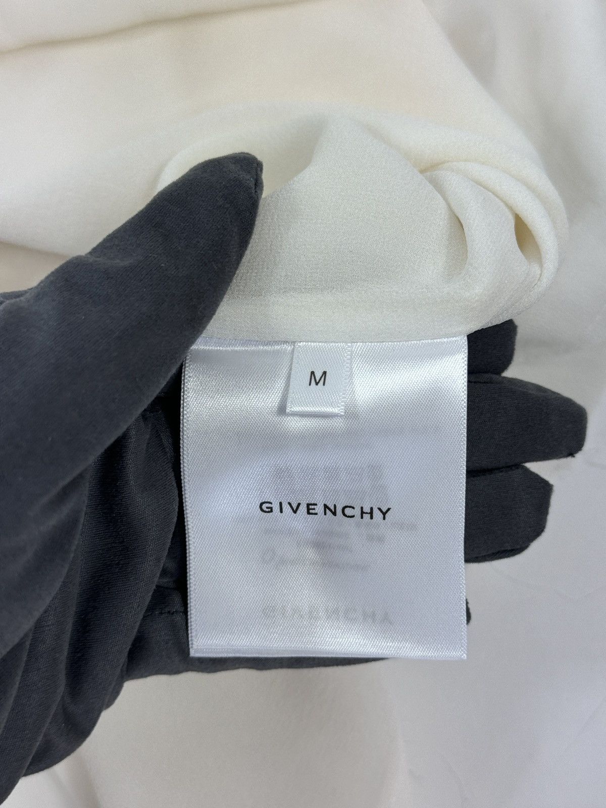 Givenchy LOGO EMBROIDERED SILK T-SHIRT Size US M / EU 48-50 / 2 - 8 Thumbnail