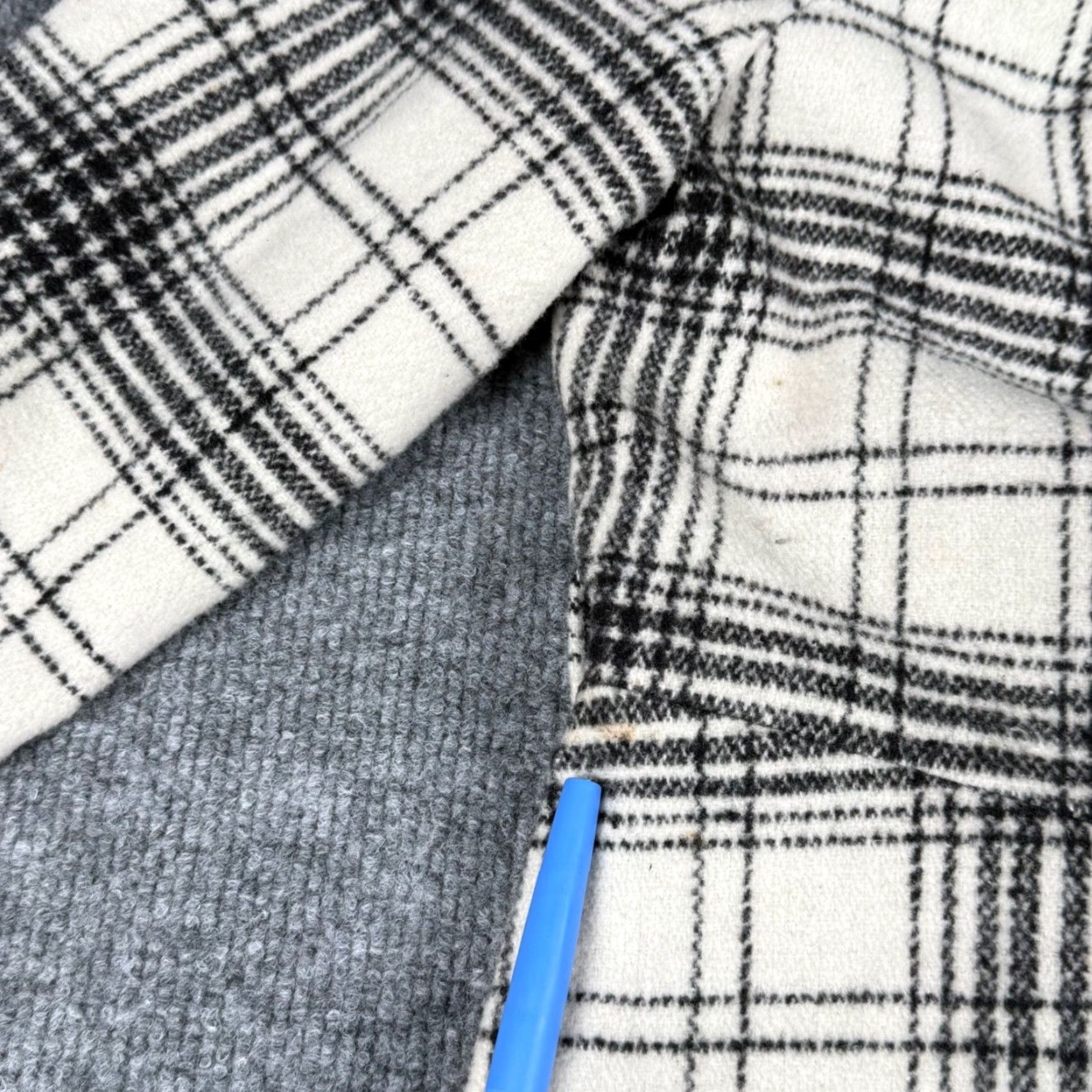 Vintage JACK Pea Coat Women Wool Blend Plaid Black White Button Lined Reversible Pocket Mid-Length Autumn Casual Mens Womens Girls Size S / US 4 / IT 40 - 7 Thumbnail