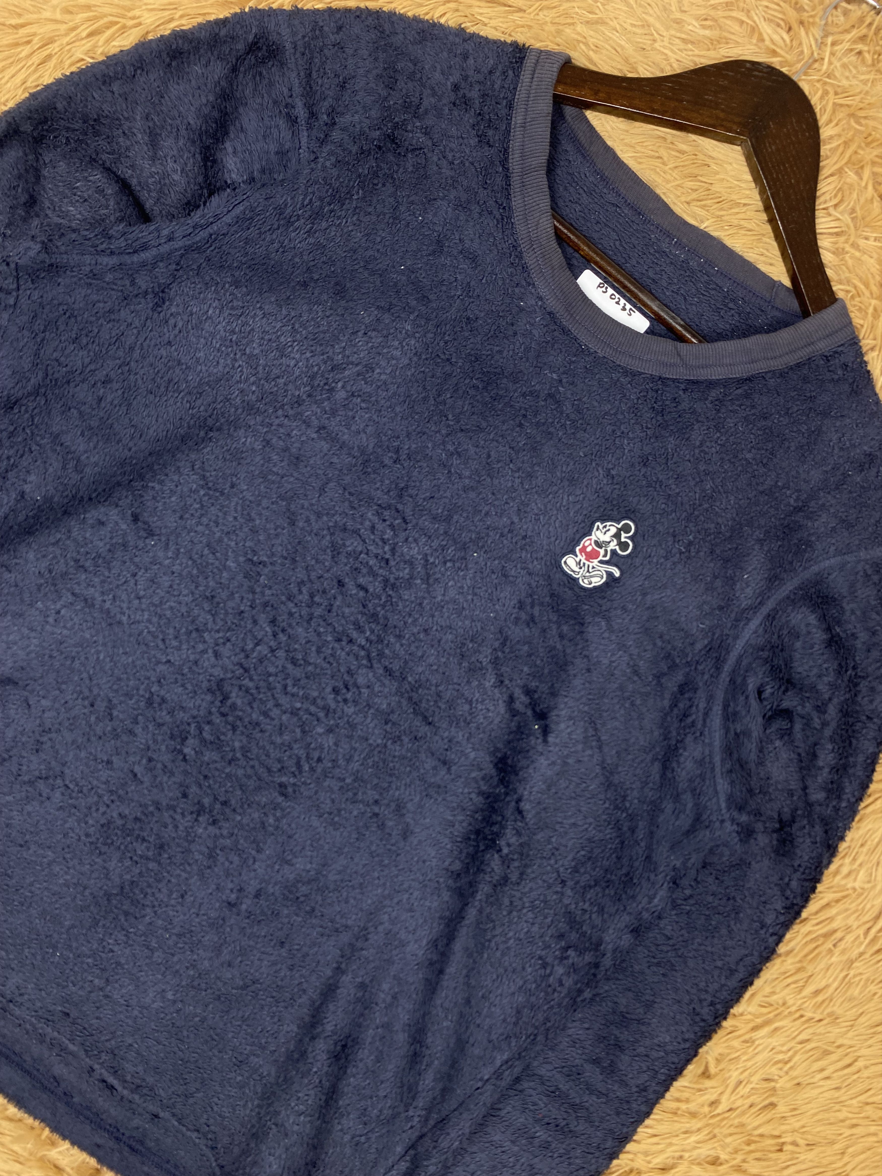 Disney × Uniqlo × Vintage Vintage Uniqlo X Disney Sweatshirts PS0235 Size US L / EU 52-54 / 3 - 2 Thumbnail