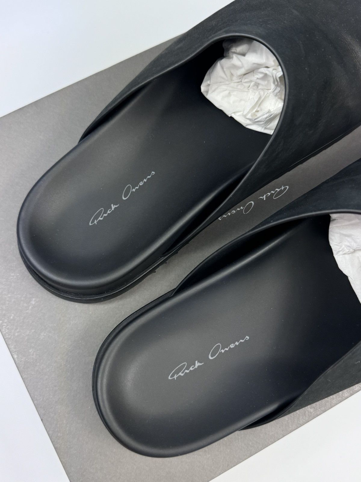 Rick Owens BLACK LEATHER SLIP ON MULES Size US 10 / EU 43 - 4 Thumbnail