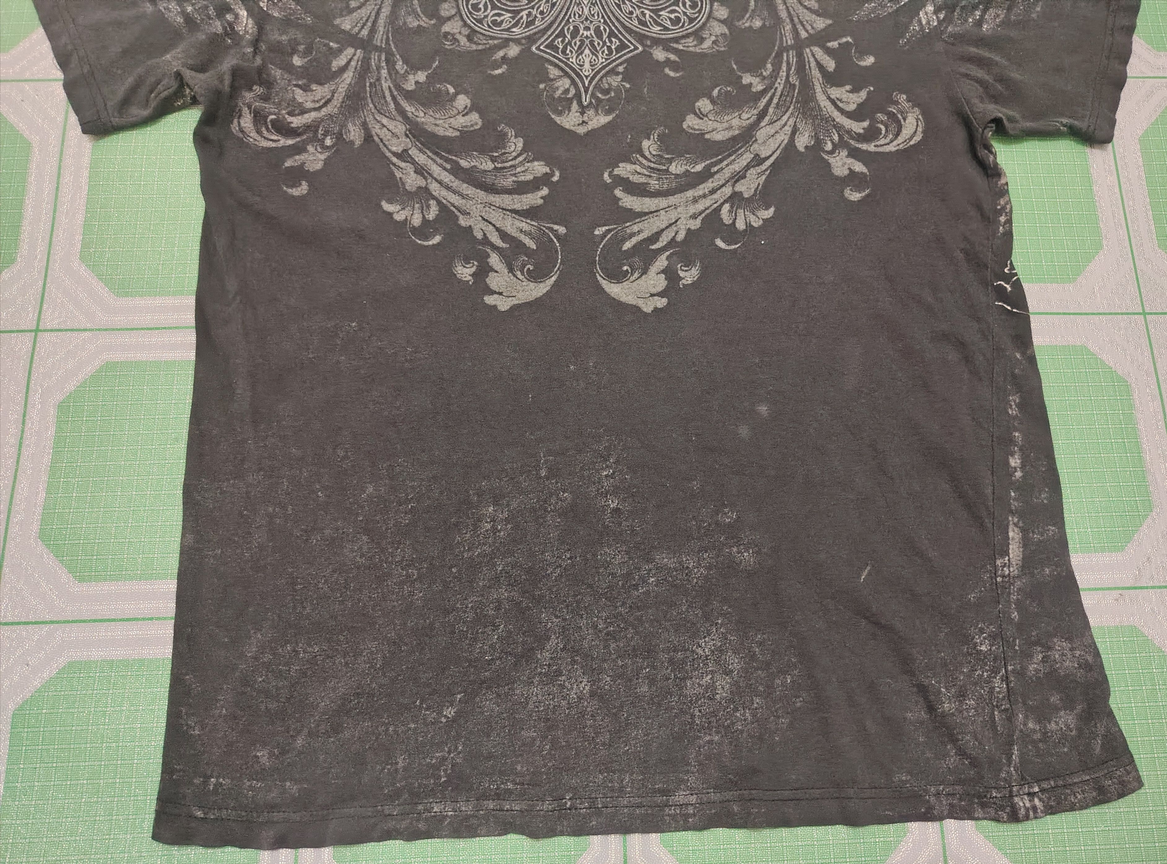 Affliction Vtg Distressed Thrashed Cross Skull Xzavier tee Size US L / EU 52-54 / 3 - 13 Thumbnail