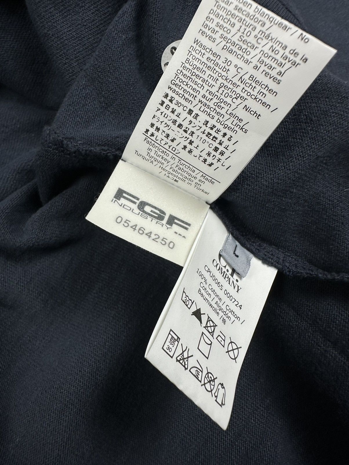 C.P. Company Vintage CP Company 1/4 Zip Transformer Hoodie Size US L / EU 52-54 / 3 - 12 Thumbnail
