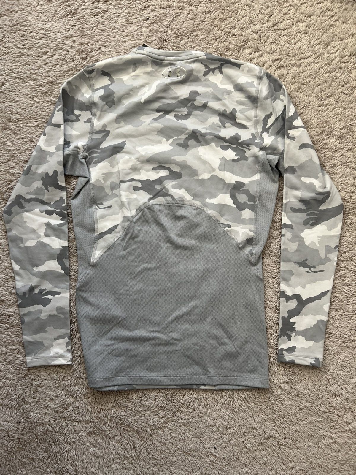 Undefeated Under Armour UA Coldgear Infared Camo Compression L/S Shirt Size US L / EU 52-54 / 3 - 7 Thumbnail