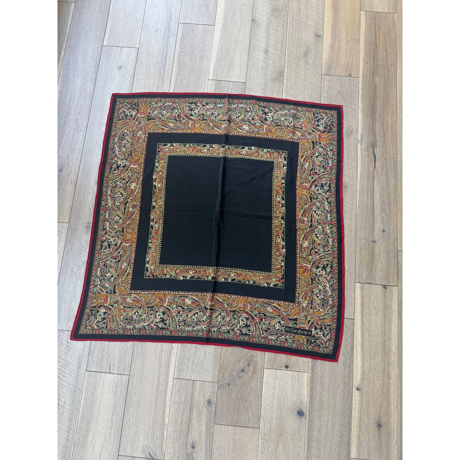 Yves Saint Laurent Yves Saint Laurent 80s Silk Paisley-Inspired Scarf Size ONE SIZE - 1 Thumbnail