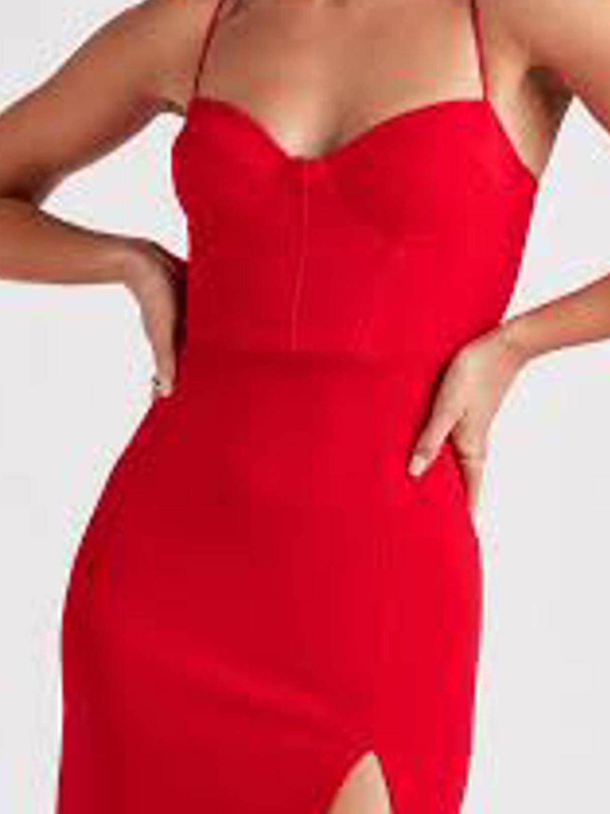 Designer Stylish Red Bodycon Dress with Sweetheart Neckline Size S / US 4 / IT 40 - 1 Thumbnail