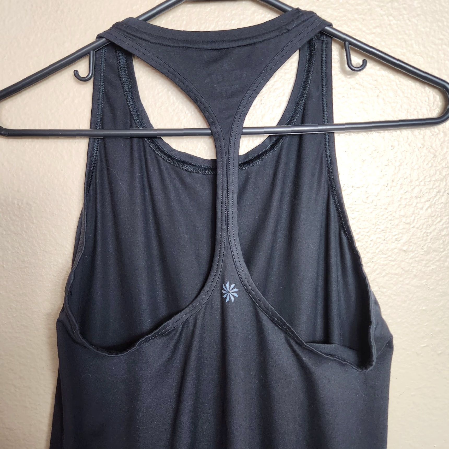 Athleta Athleta Womens Black Narrow Racerback Tank Top XS 631416 Size XS / US 0-2 / IT 36-38 - 4 Thumbnail