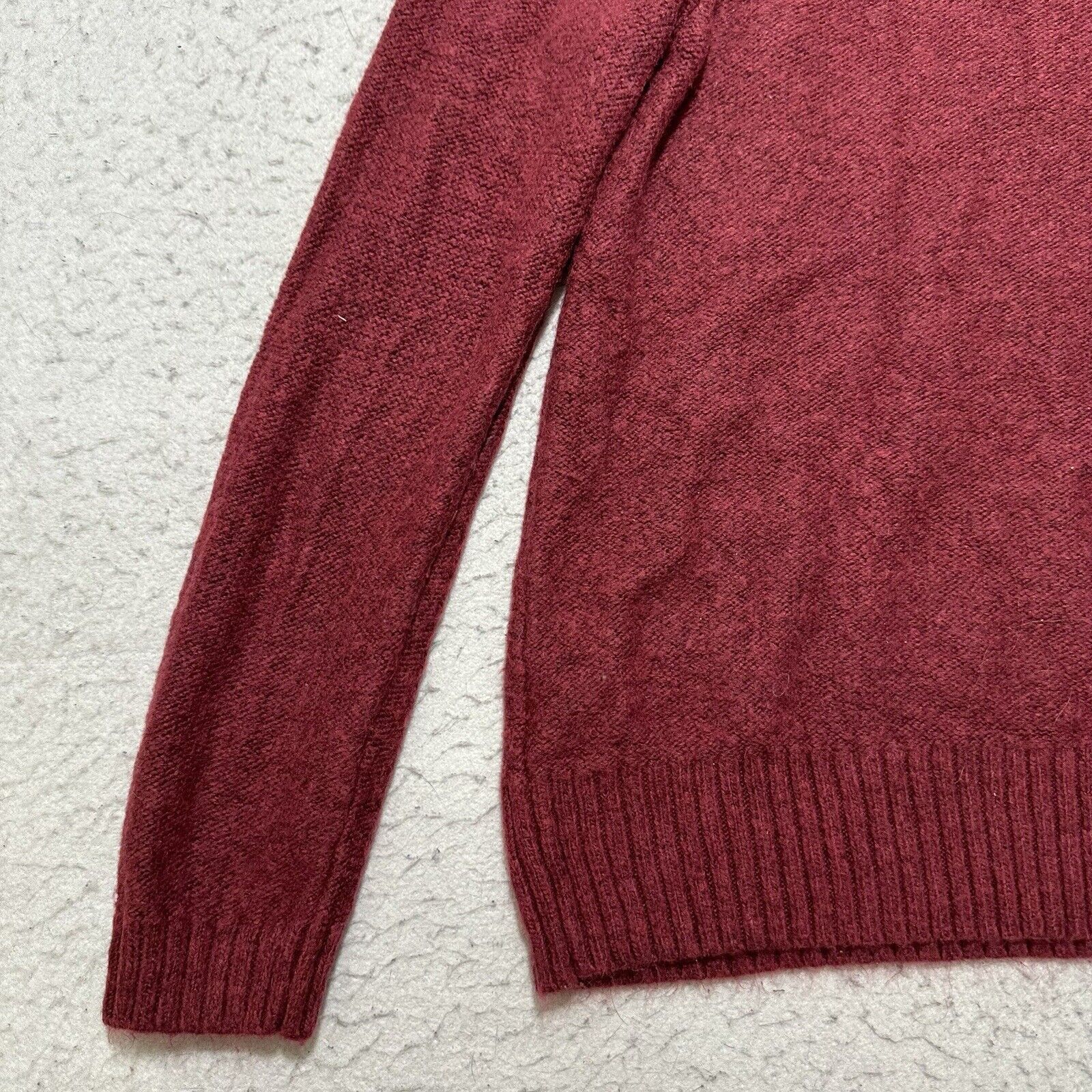 Croft & Barrow Croft & Barrow Medium Crewneck Burgundy Cable Knit Sweater Size M / US 6-8 / IT 42-44 - 13 Thumbnail