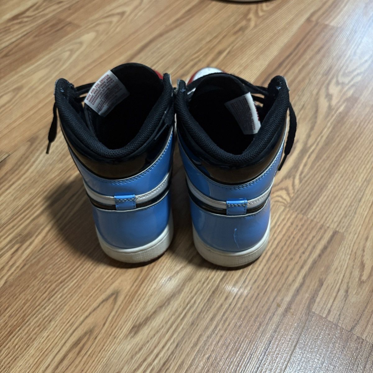 Jordan Brand Jordan 1 Retro High Fearless UNC Chicago Size US 10 / EU 43 - 2 Thumbnail