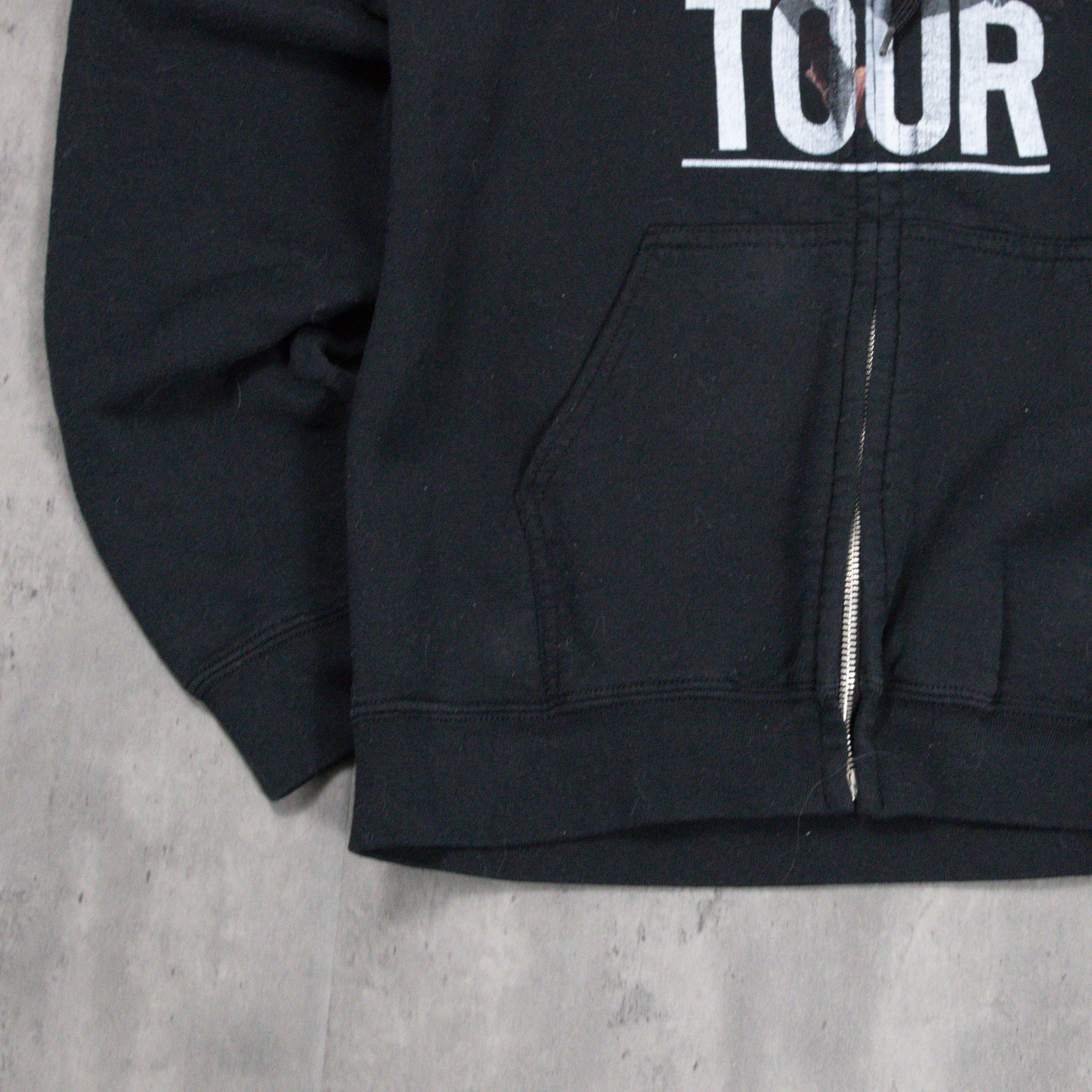 Band Tees Vintage VTG 2000's 00's Usher URX Tour Zip Up Black Hoodie Size US S / EU 44-46 / 1 - 5 Thumbnail