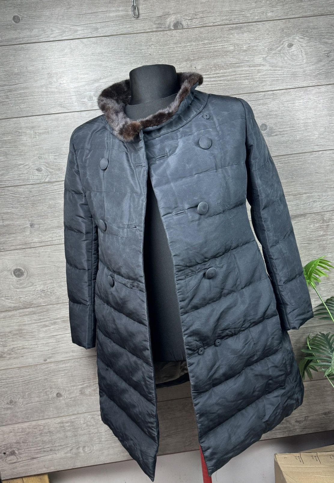 Prada Prada Luxury Puffer down jacket with mink collar Size M / US 6-8 / IT 42-44 - 7 Thumbnail
