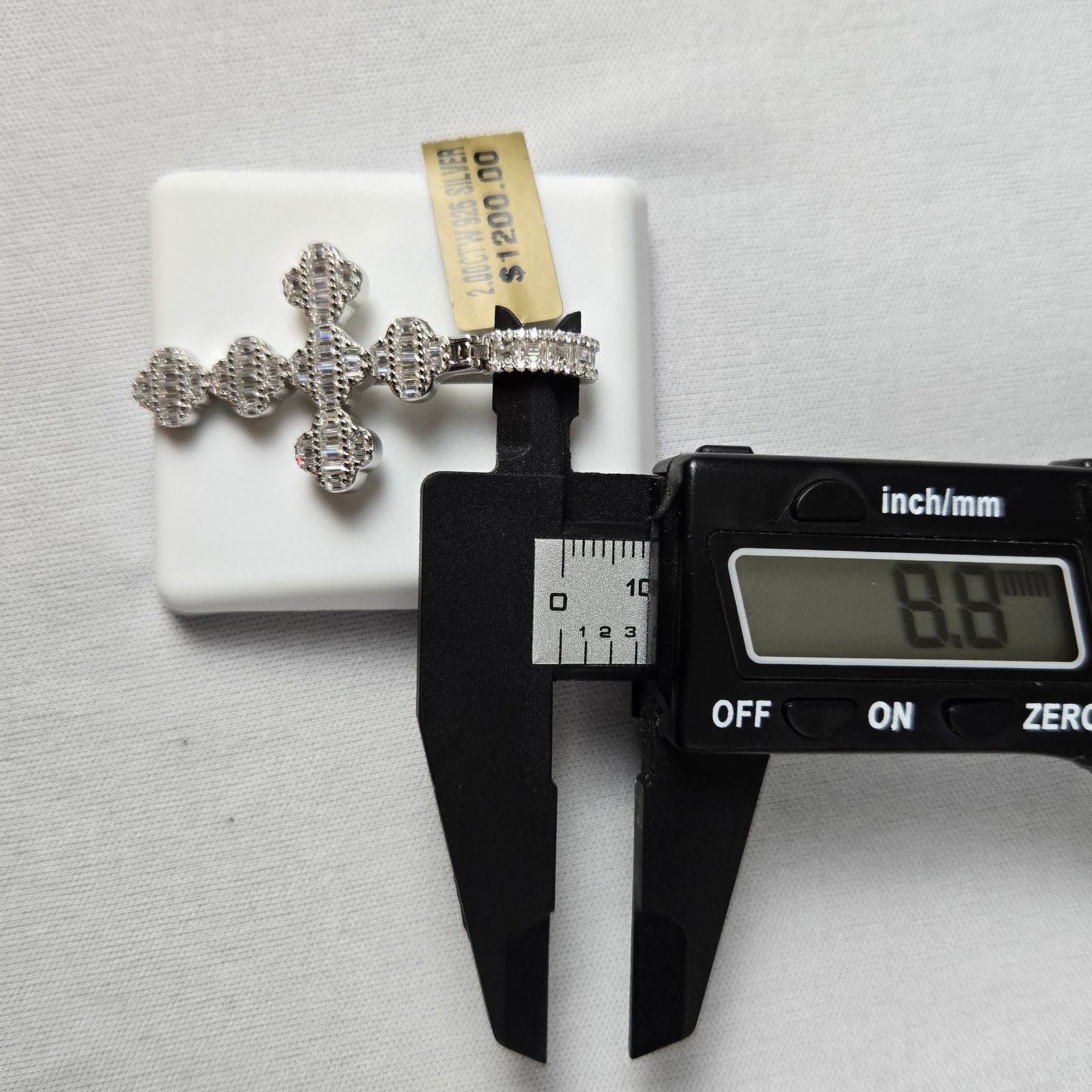 Other Cross Pendant .925 Silver and Moissanite Size ONE SIZE - 3 Thumbnail