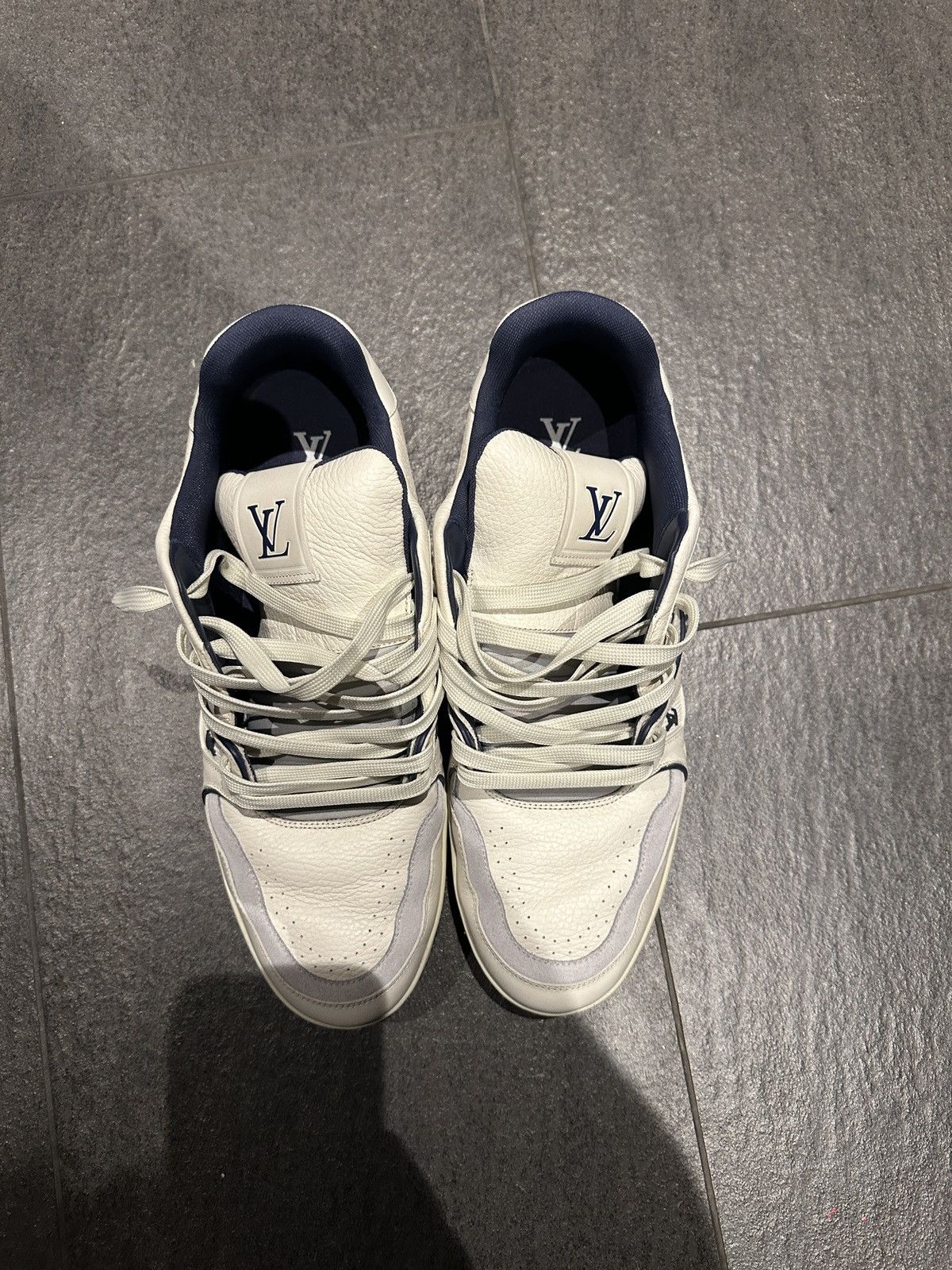 Louis Vuitton LV sneaker Size US 12 / EU 45 - 3 Thumbnail