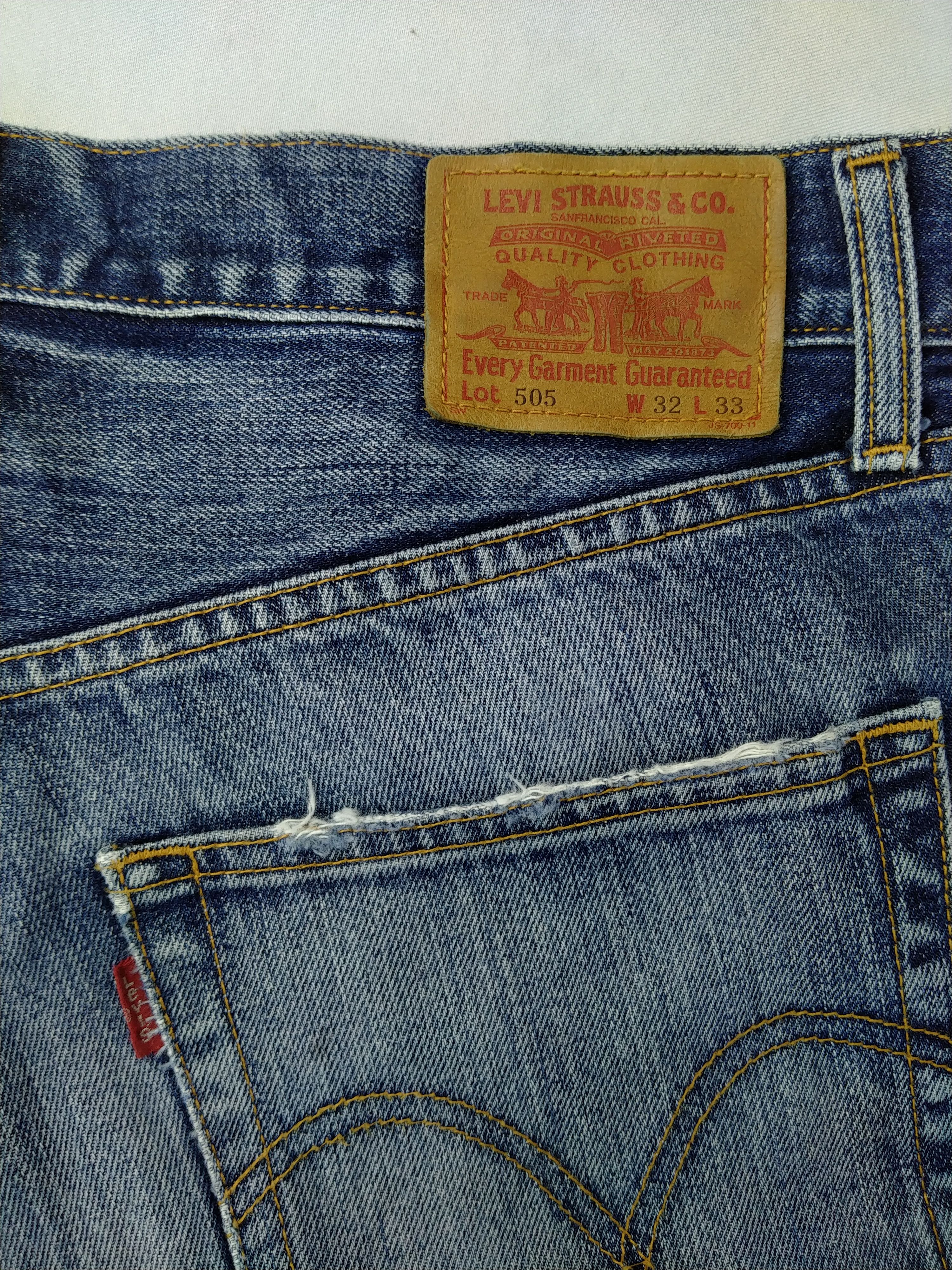 Levi's Distressed Blue Vintage Levi's 505 Denim 33x34 -JN696 Size US 33 - 9 Thumbnail