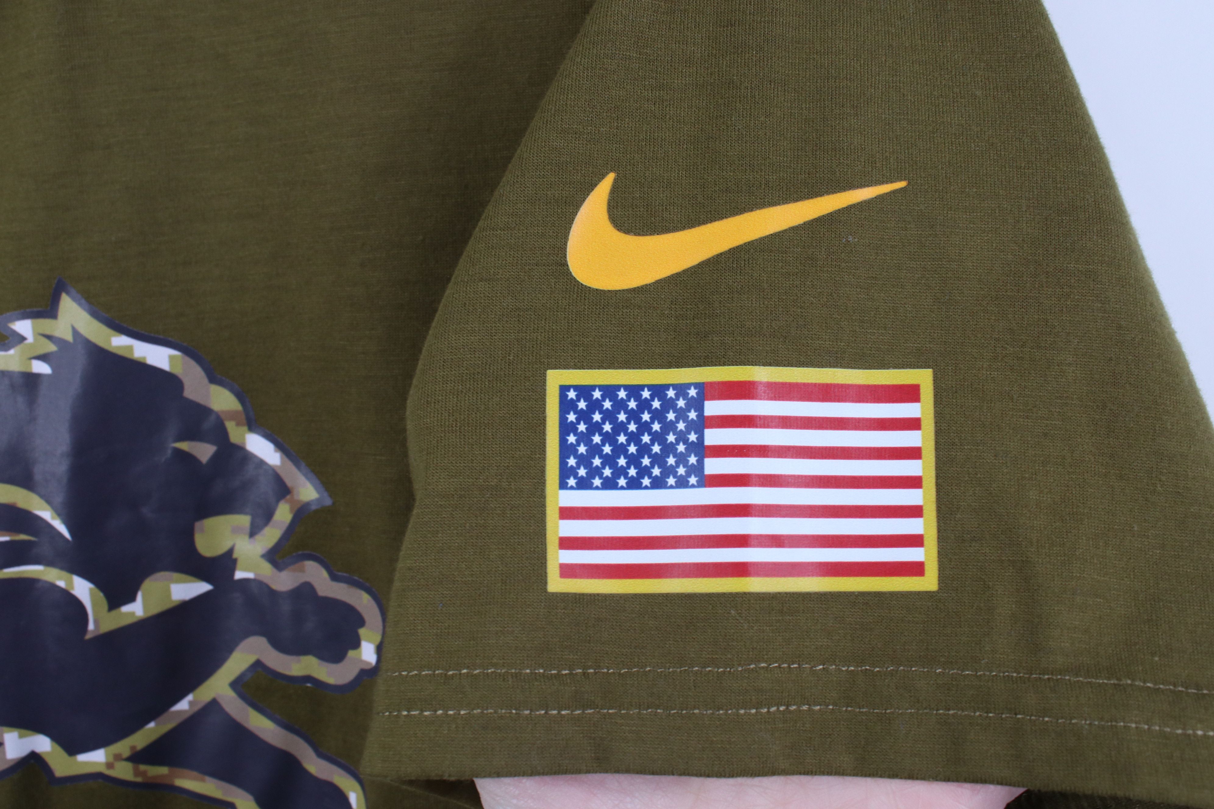 Nike Nike Salute to Service Detroit Lions Short Sleeve T-Shirt Size US XXL / EU 58 / 5 - 7 Thumbnail