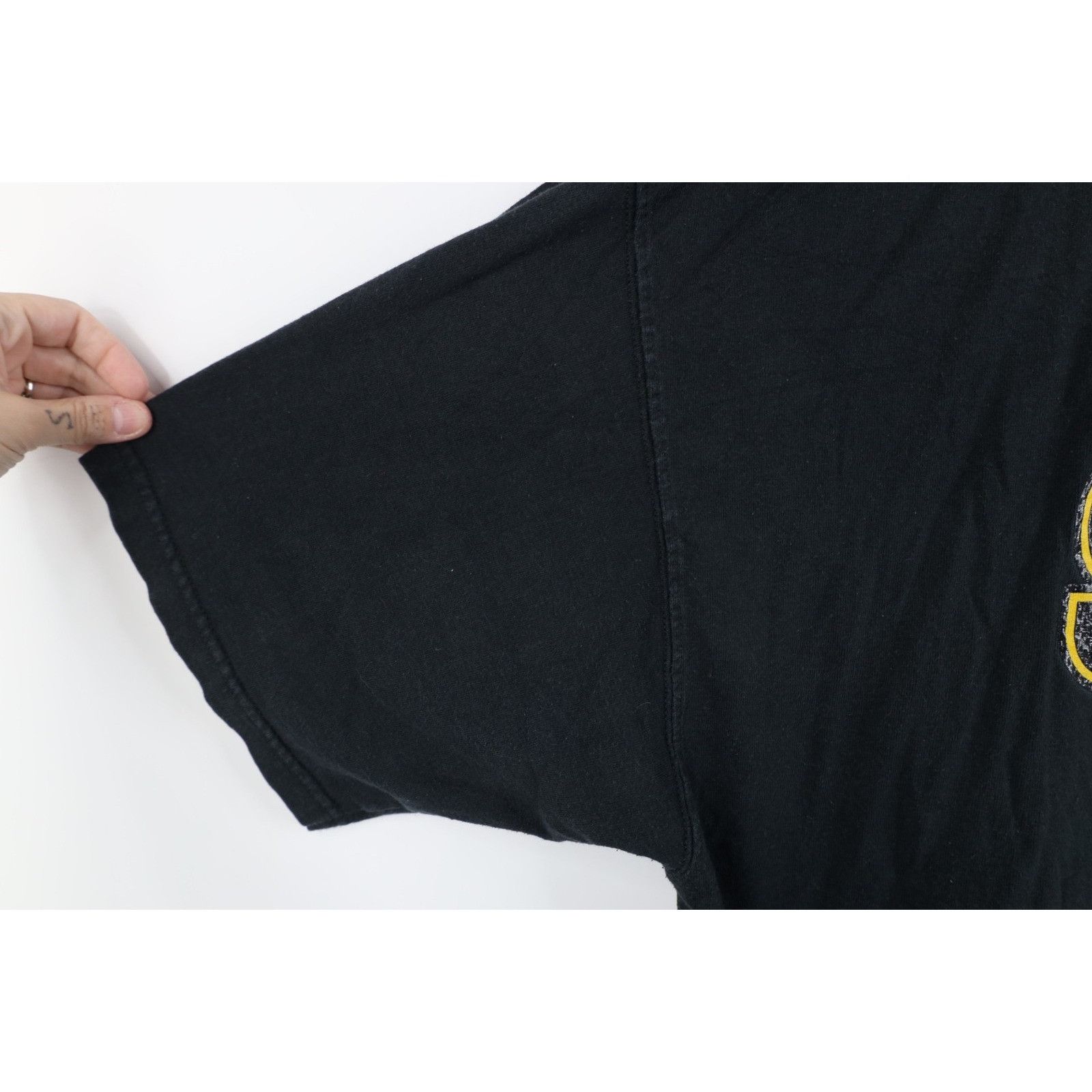 Vintage Vintage NFL Distressed Pittsburgh Steelers Football T-Shirt Size US XXL / EU 58 / 5 - 7 Thumbnail