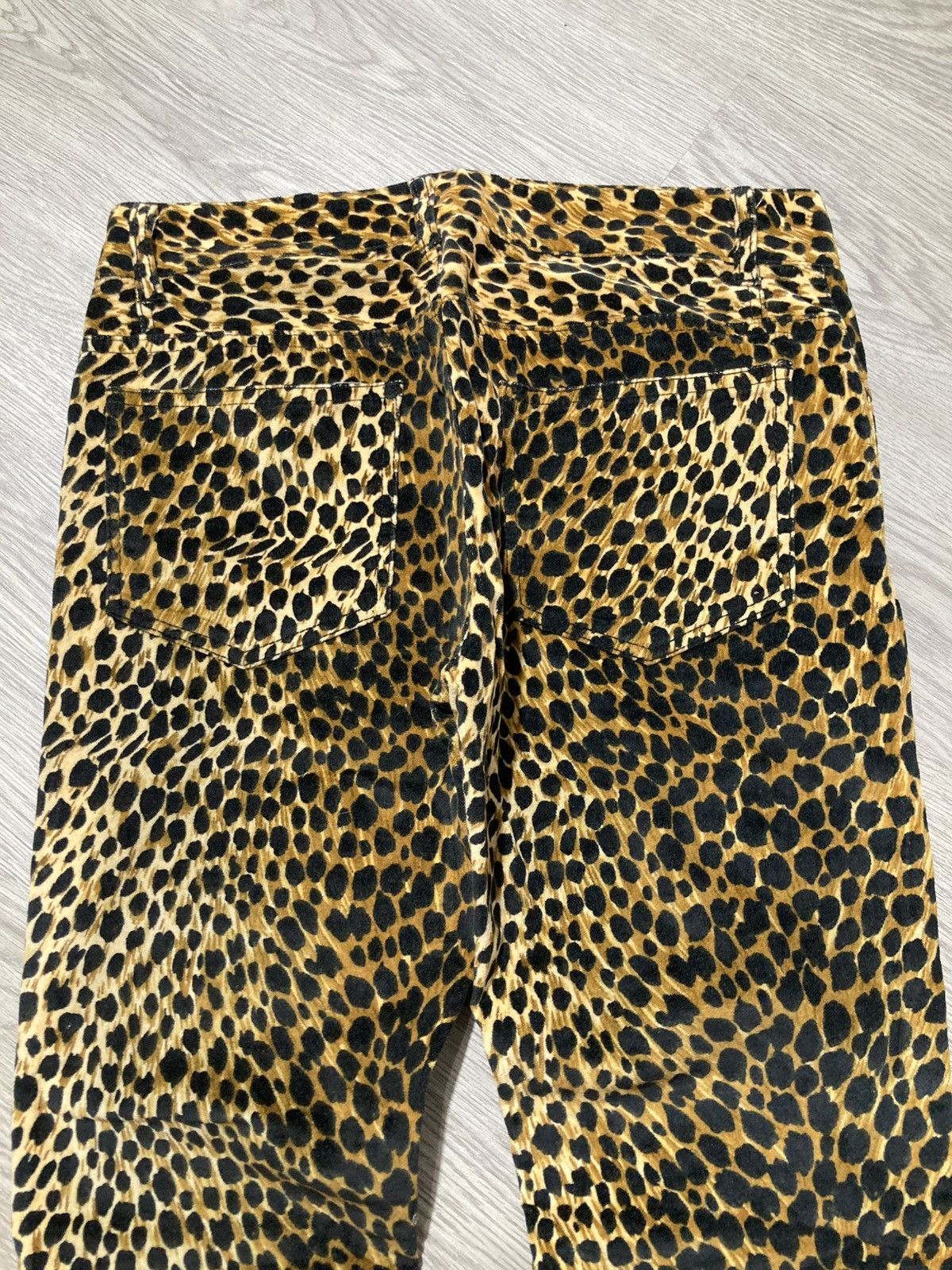 Japanese Brand 2000s Loaf Leopard Motif Waxed Slim Fit Pants Lgb Size US 28 / EU 44 - 9 Thumbnail