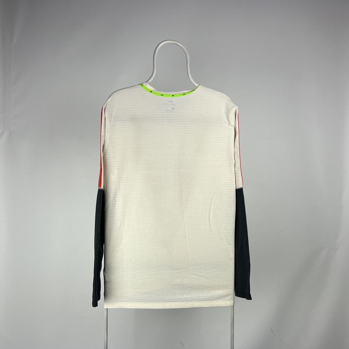 Nike Nike training tshirt long sleeve sports size Large Size US L / EU 52-54 / 3 - 2 Thumbnail