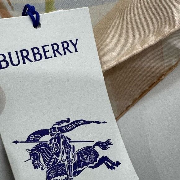 Burberry Burberry Equestrian Knight Design Square Silk Scarf Archive Size ONE SIZE - 5 Thumbnail