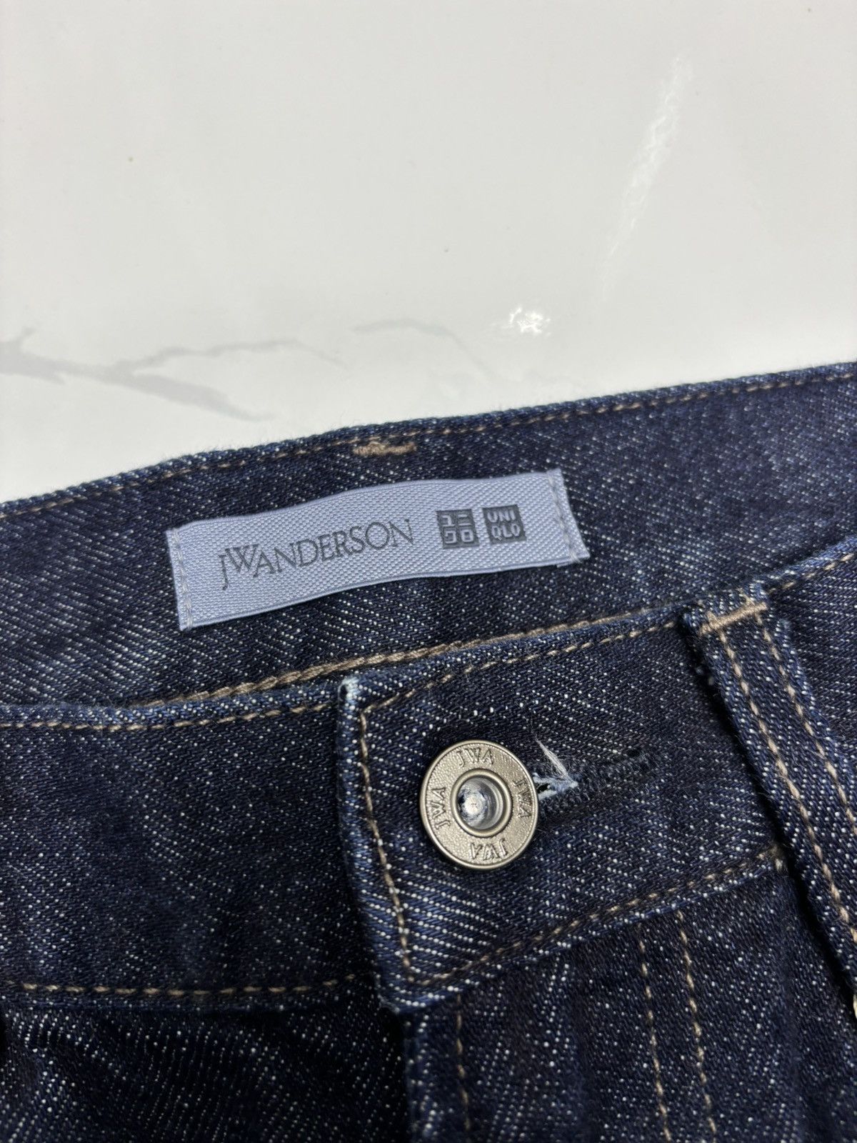 JW Anderson JW ANDERSON WIDE FIT STRAIGHT JEANS BLUE JEANS X UNIQLO Size US 30 / EU 46 - 11 Thumbnail