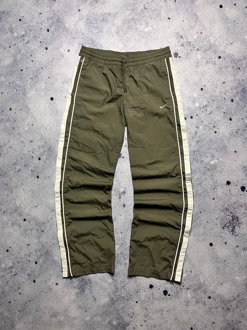 Nike Nike 90’s Vintage Baggy Trackpants Y2K Hype Drill Gorpcore Size US 30 / EU 46 - 1 Thumbnail