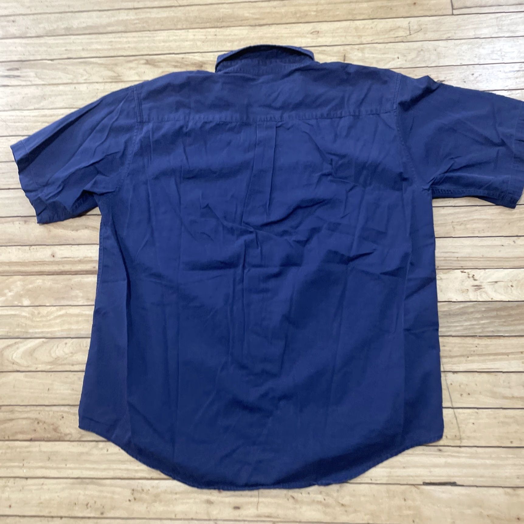 Van Heusen VINTAGE Van Heusen Shirt Men L Blue Short Sleeve Oxford Twill 90s Y2k Button Up Casual Mens Regular Fit 1900s? Size US L / EU 52-54 / 3 - 2 Thumbnail