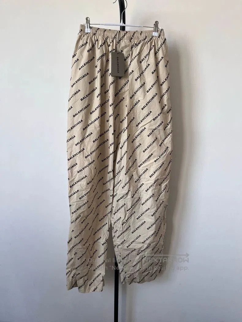 Balenciaga Balenciaga Logo Print Casual Pants. Size US 44 / EU 60 - 1 Thumbnail