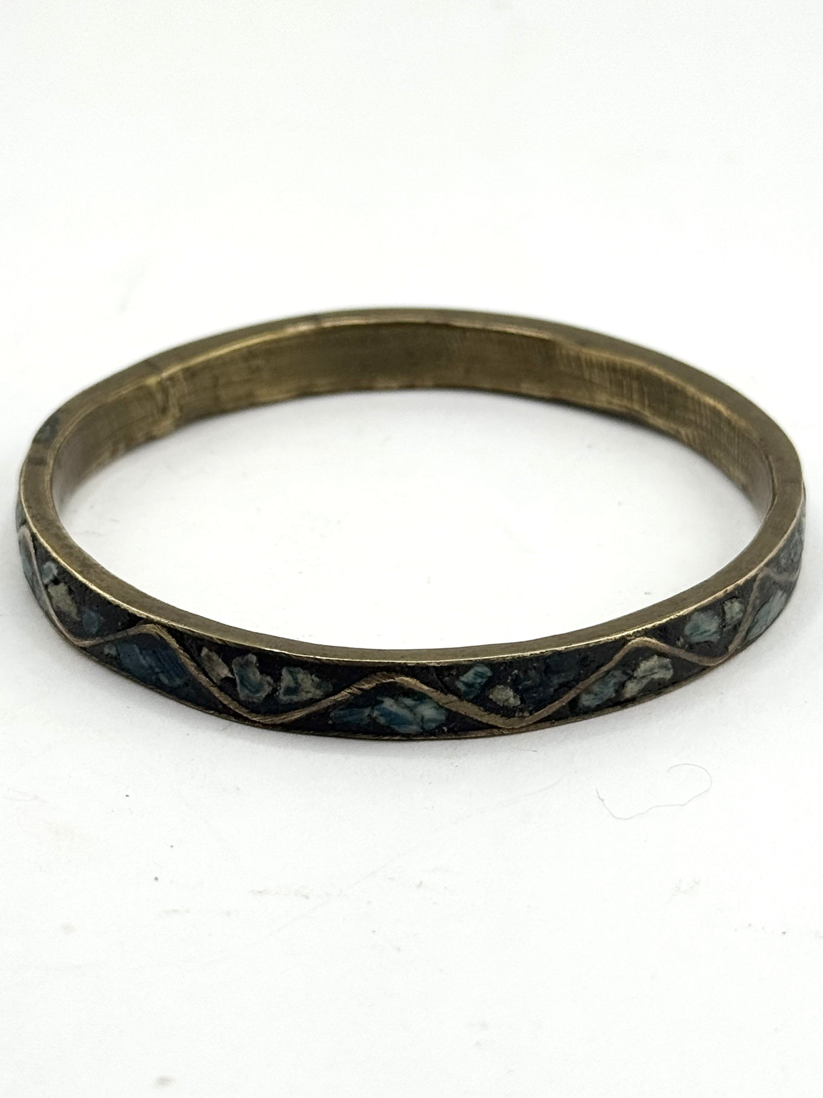 Vintage Vintage turquoise stone inlay bangle bracelet Size ONE SIZE - 1 Thumbnail