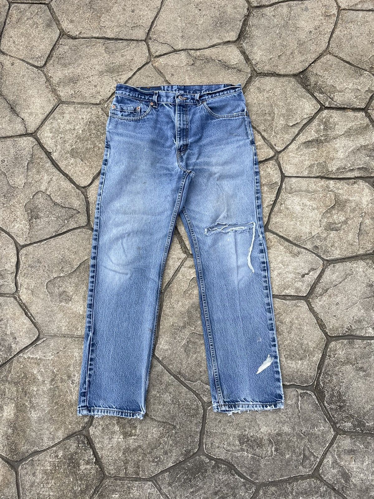 Levi's × Vintage Vintage 90s Levi 505 Distressed Blue Jeans Size US 34 / EU 50 - 1 Thumbnail