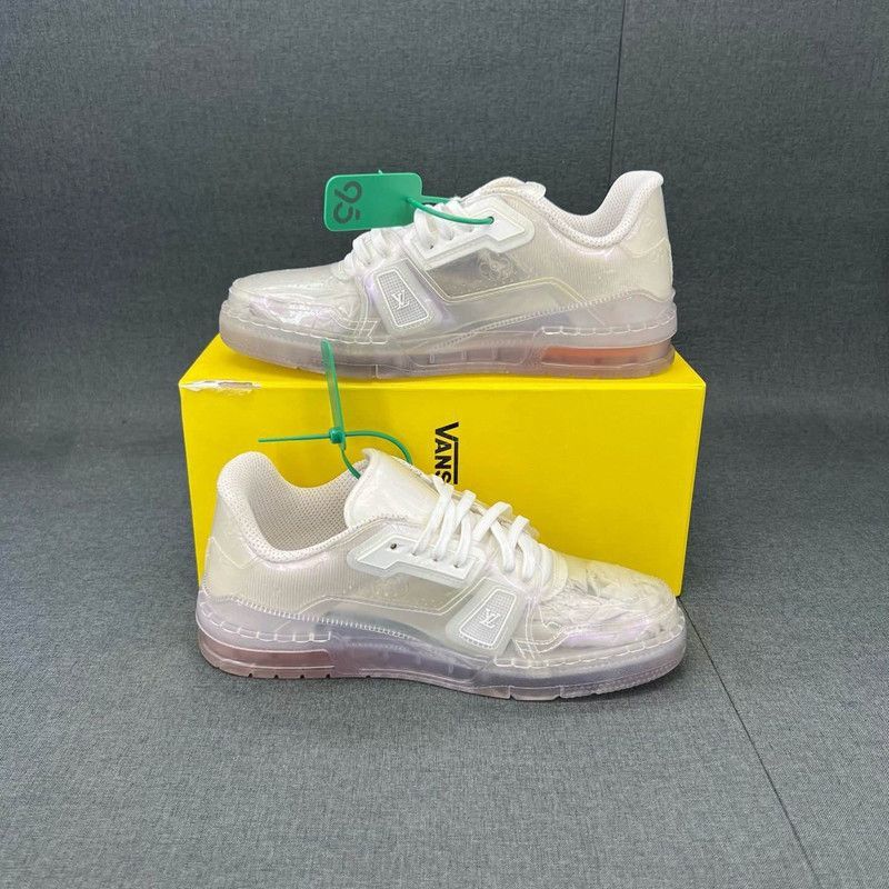 Louis Vuitton Louis Vuitton Trainer Monogram Crystal Lowtop Sneakers - Size US 8 / EU 41 - 7 Thumbnail