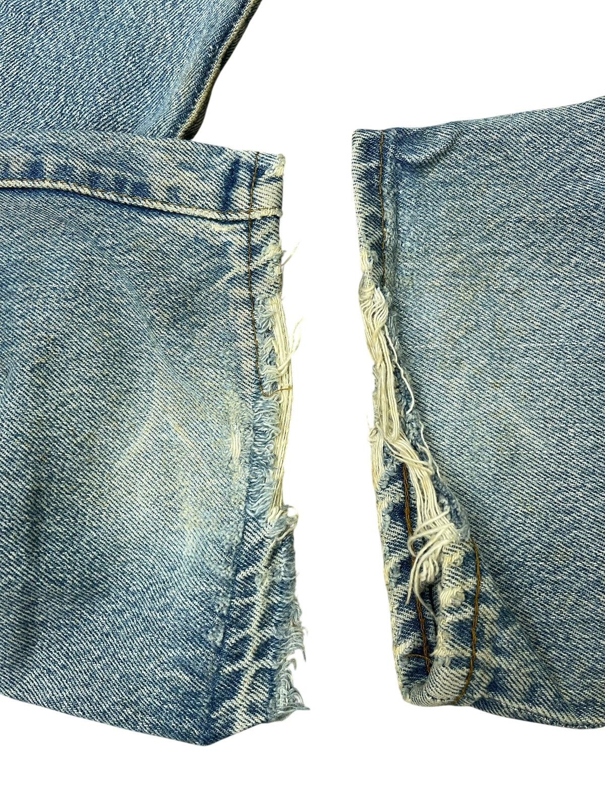 Levi's Vintage Levis 501 Straight Cut Distressed Single Stitch Size US 30 / EU 46 - 17 Thumbnail