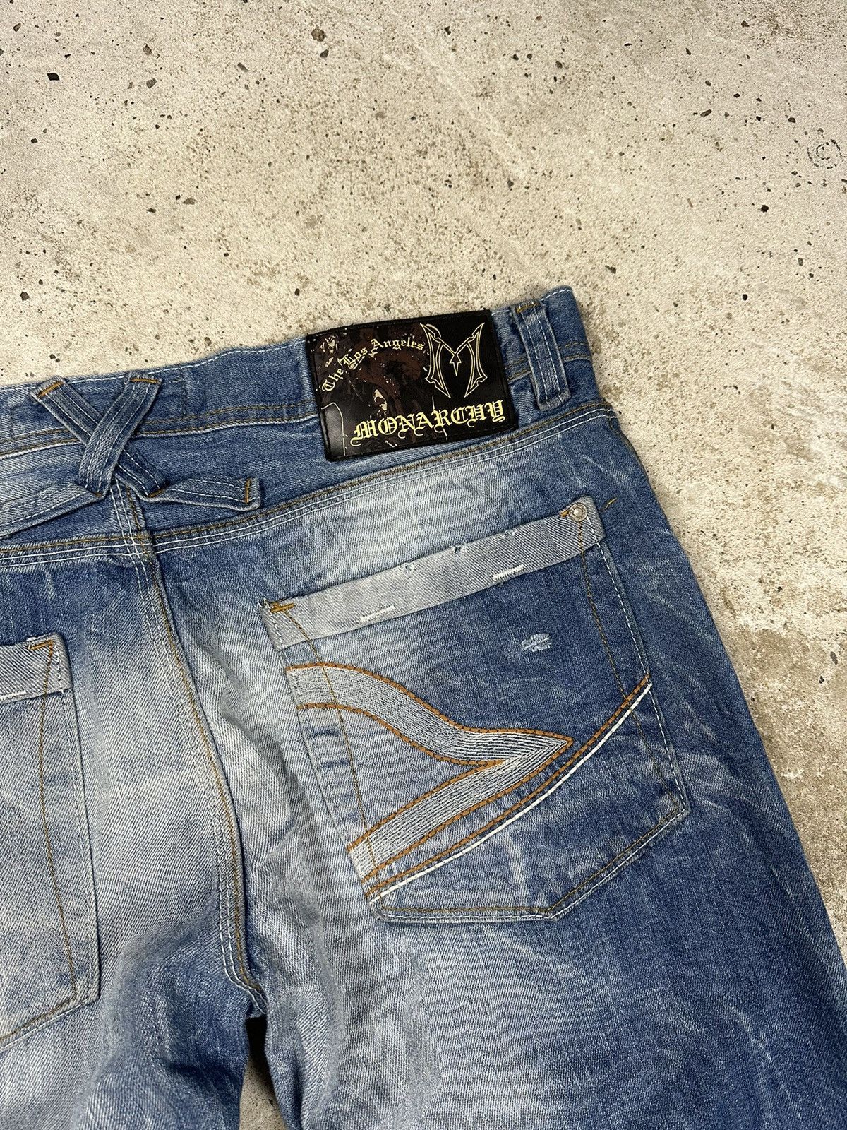 Affliction × Japanese Brand × Vintage Vintage Y2K Acid Washed Blue Baggy Denim Pants Jeans Size US 36 / EU 52 - 14 Thumbnail