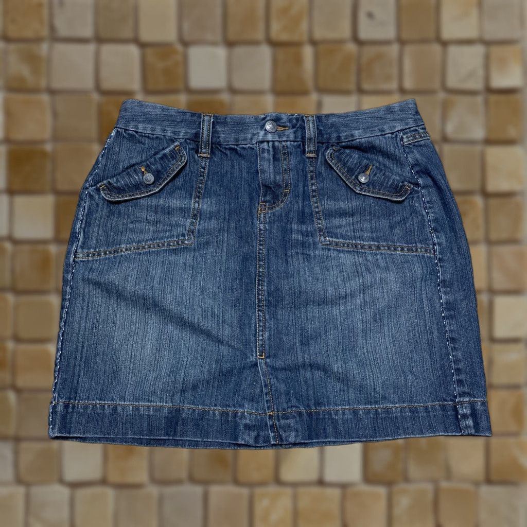 Tommy Hilfiger VINTAGE Tommy Hilfiger Denim Mini Skirt Womens 8 Blue Cargo Flap Pockets Size 30" / US 8 / IT 44 - 1 Thumbnail