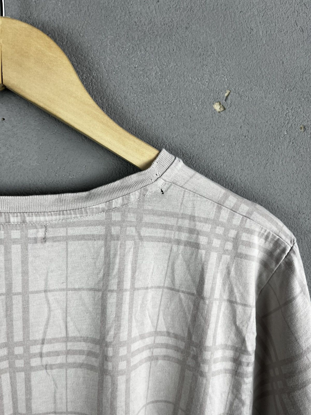 Burberry Burberry t shirt vintage Size US L / EU 52-54 / 3 - 9 Thumbnail