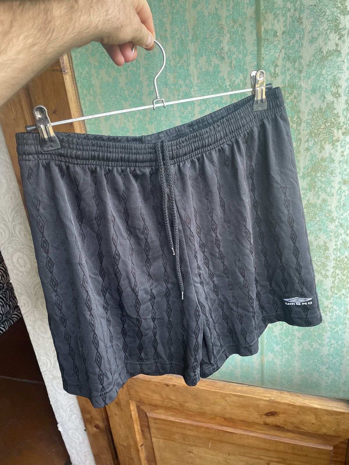 Umbro Vintage Umbro Monogram Shorts Football Soccer Size US 32 / EU 48 - 15 Thumbnail