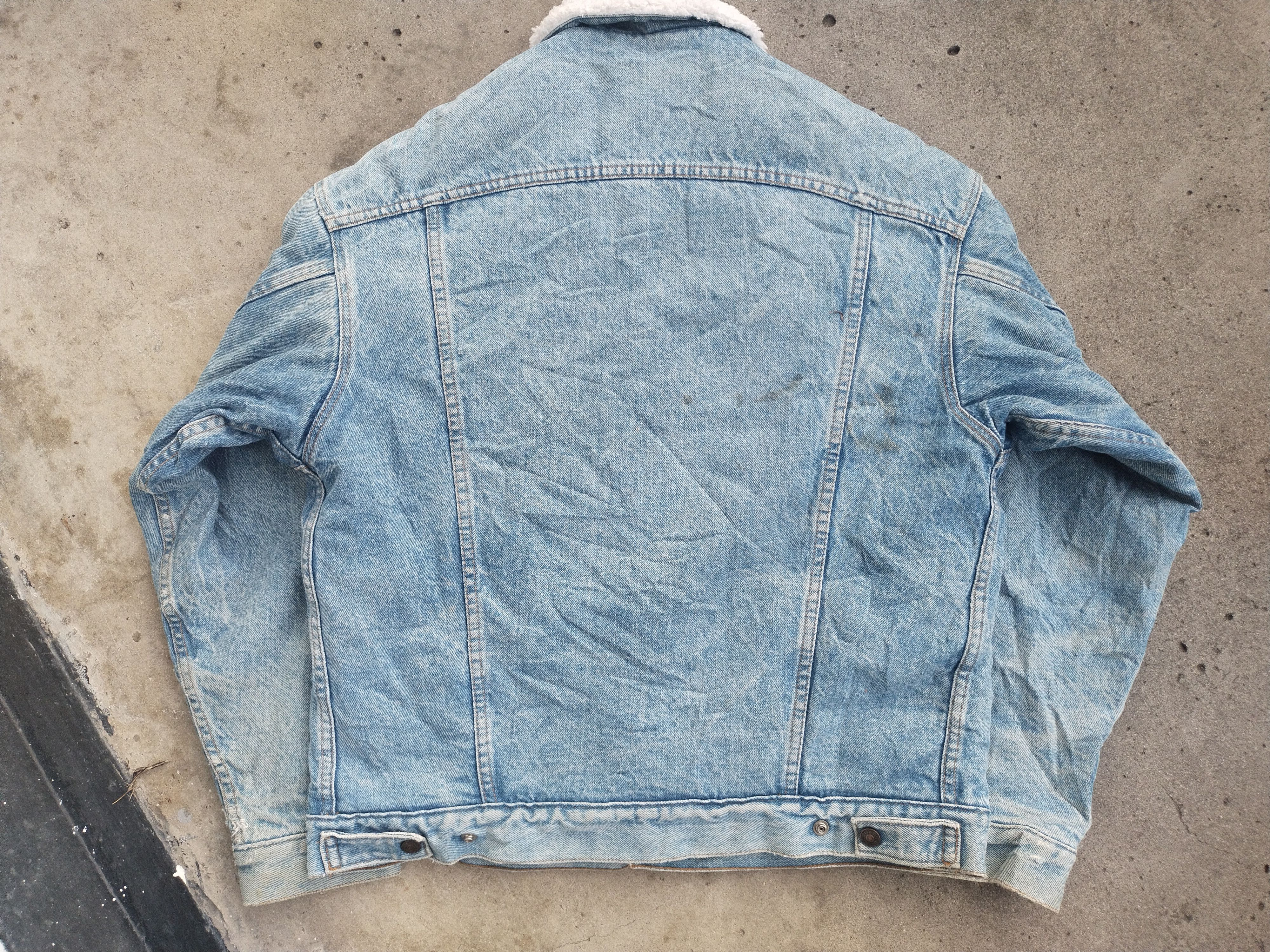 Levi's Vintage Clothing Vintage Levi's Sherpa Lined Denim Trucker Jacket Size US M / EU 48-50 / 2 - 12 Thumbnail
