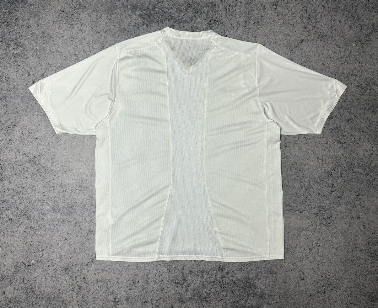 Nike Vintage Nike Total 90 Soccer Jersey T-Shirt Size US L / EU 52-54 / 3 - 12 Thumbnail