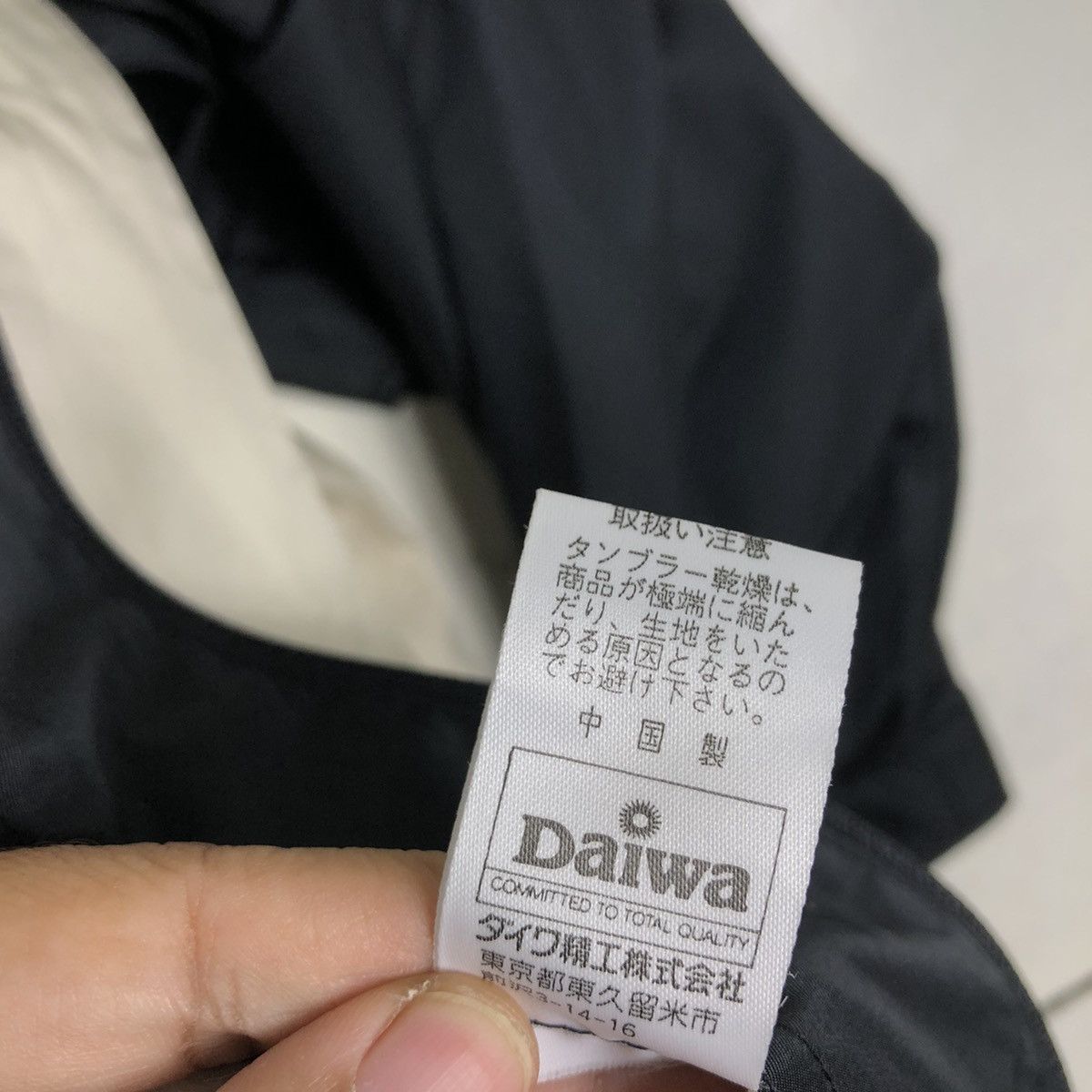 Japanese Brand 🔥Vintage Bomber Jacket Team Daiwa Golf Big Logo Size US M / EU 48-50 / 2 - 21 Thumbnail