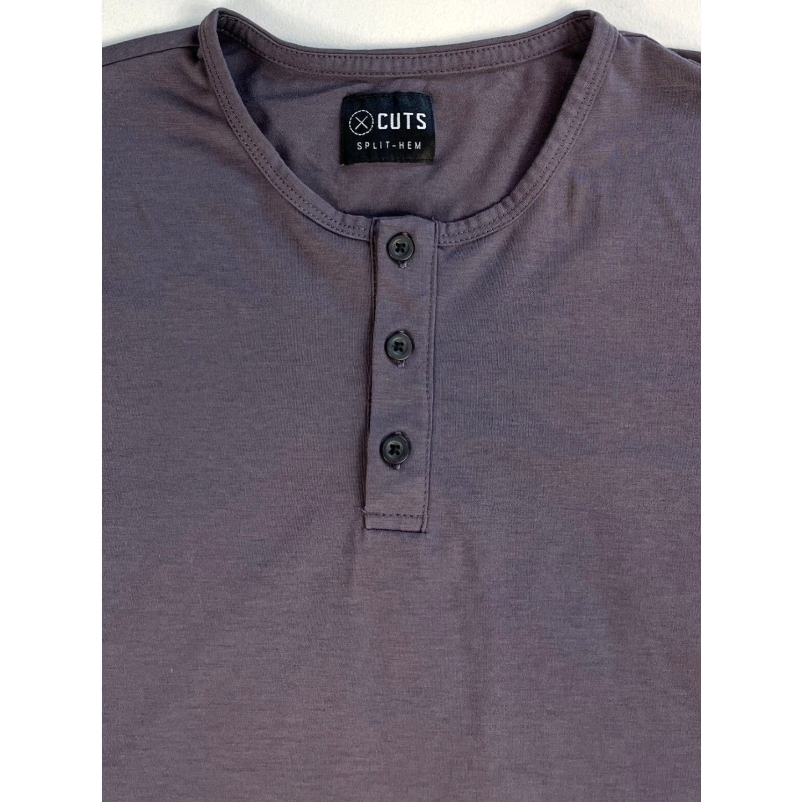 Cuts CUTS Men's Split-Hem Long Sleeve Henley Shirt L Gray Size US L / EU 52-54 / 3 - 3 Thumbnail