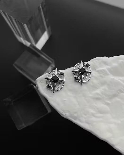 Jewelry 925 silver vintage astral earrings Size ONE SIZE - 1 Thumbnail