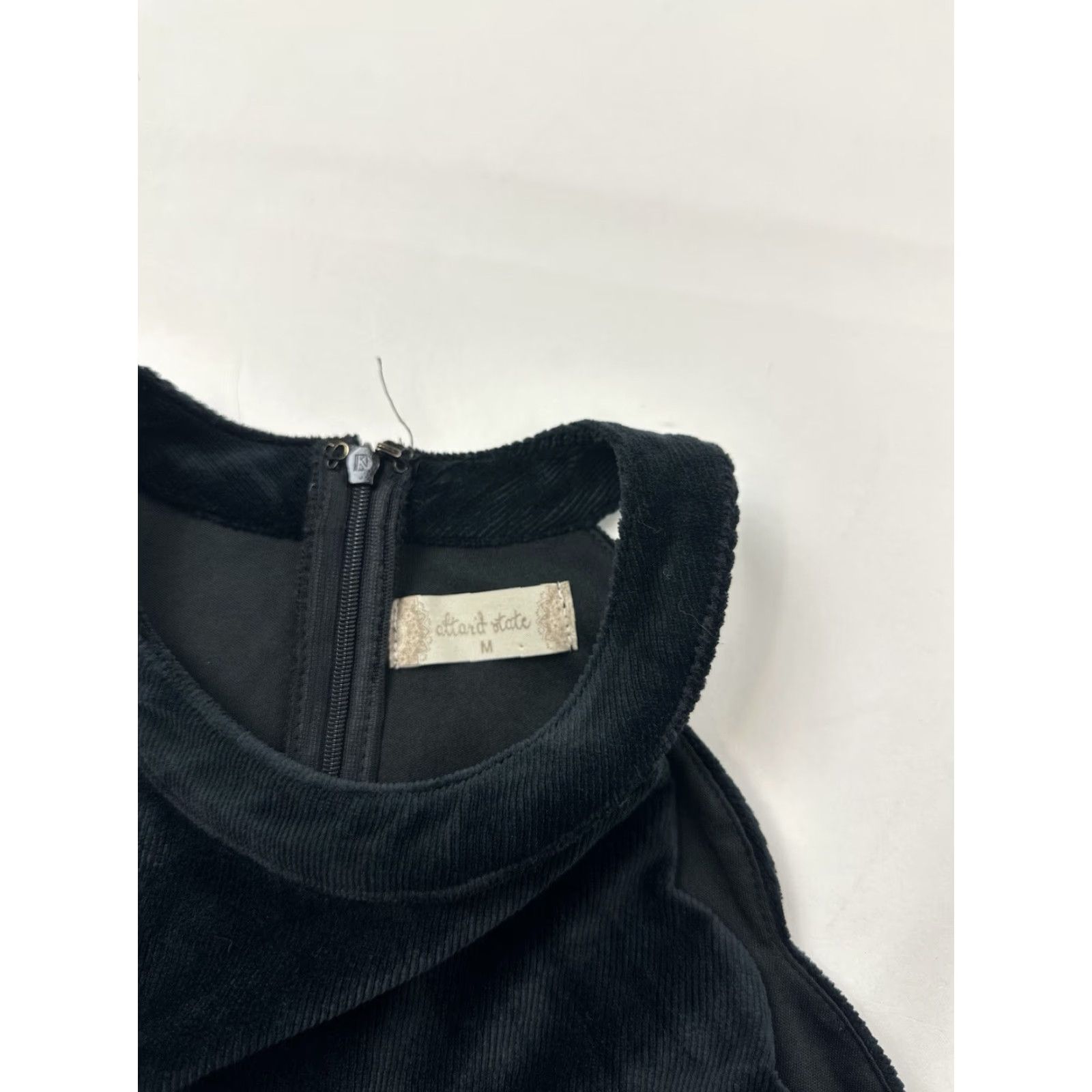 Vintage VINTAGE Altar’d State Dress Women’s M Medium Black Scallop Halter Office Siren Size M / US 6-8 / IT 42-44 - 7 Thumbnail