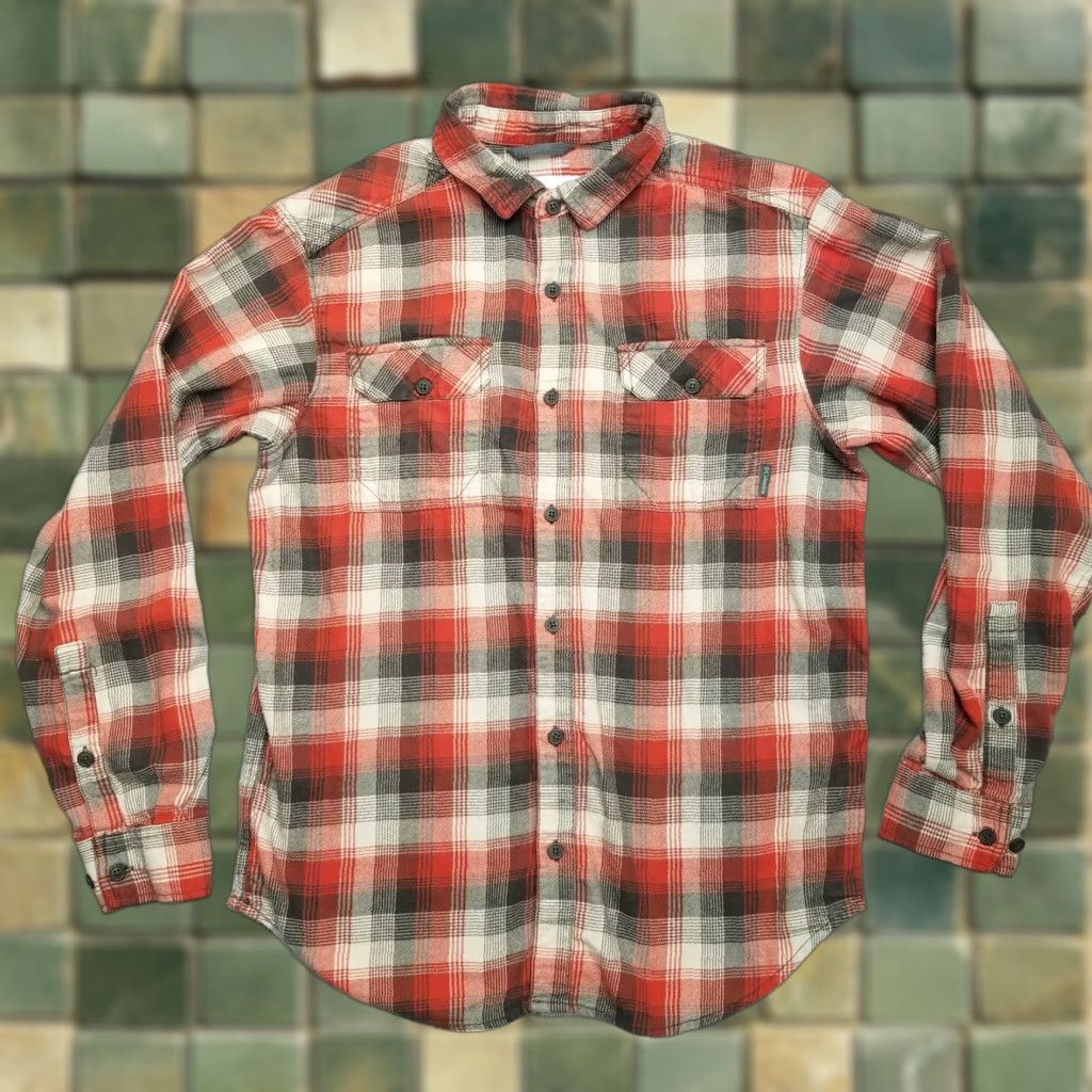 Vintage Columbia Shirt Mens M Red Flannel 100% Cotton Omni Wick Advance Evaporation Button-Up Long Sleeve Plaid Casual Mens Size US M / EU 48-50 / 2 - 1 Thumbnail