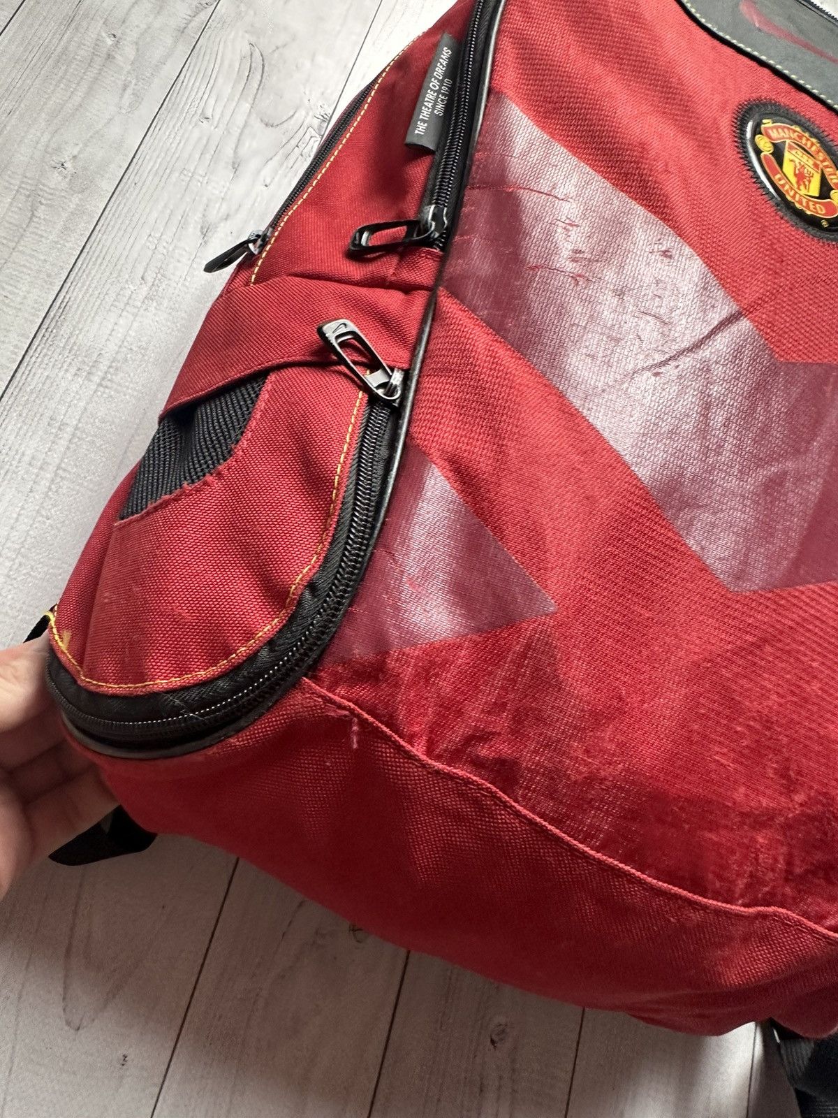 Nike × Vintage Vintage Nike Manchester United soccer bag pack logo red Size ONE SIZE - 3 Thumbnail
