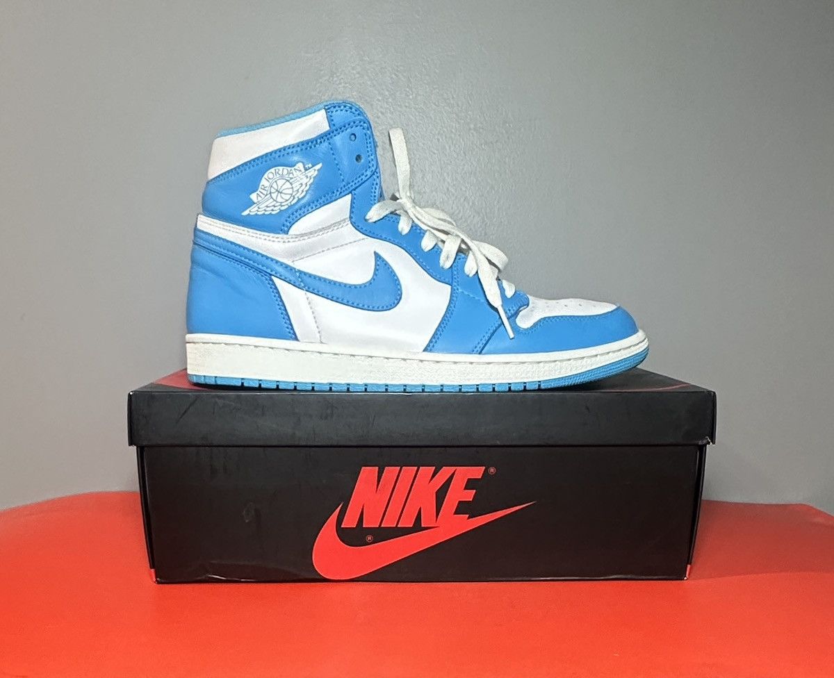 Jordan Brand Size 11 - Jordan 1 Retro High OG UNC 2015 Size US 11 / EU 44 - 1 Thumbnail