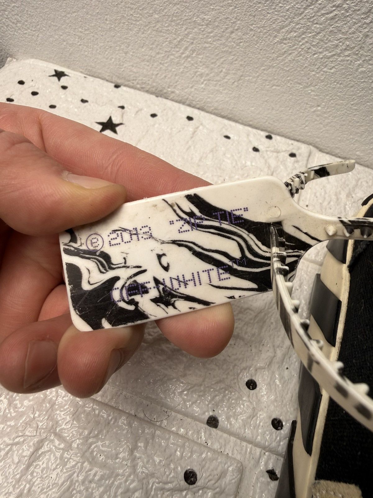 Off-White Off-White Low Vulcanized Canvas US6 UK5.5 EUR38 Sneakers Size US 6 / EU 39 - 7 Thumbnail
