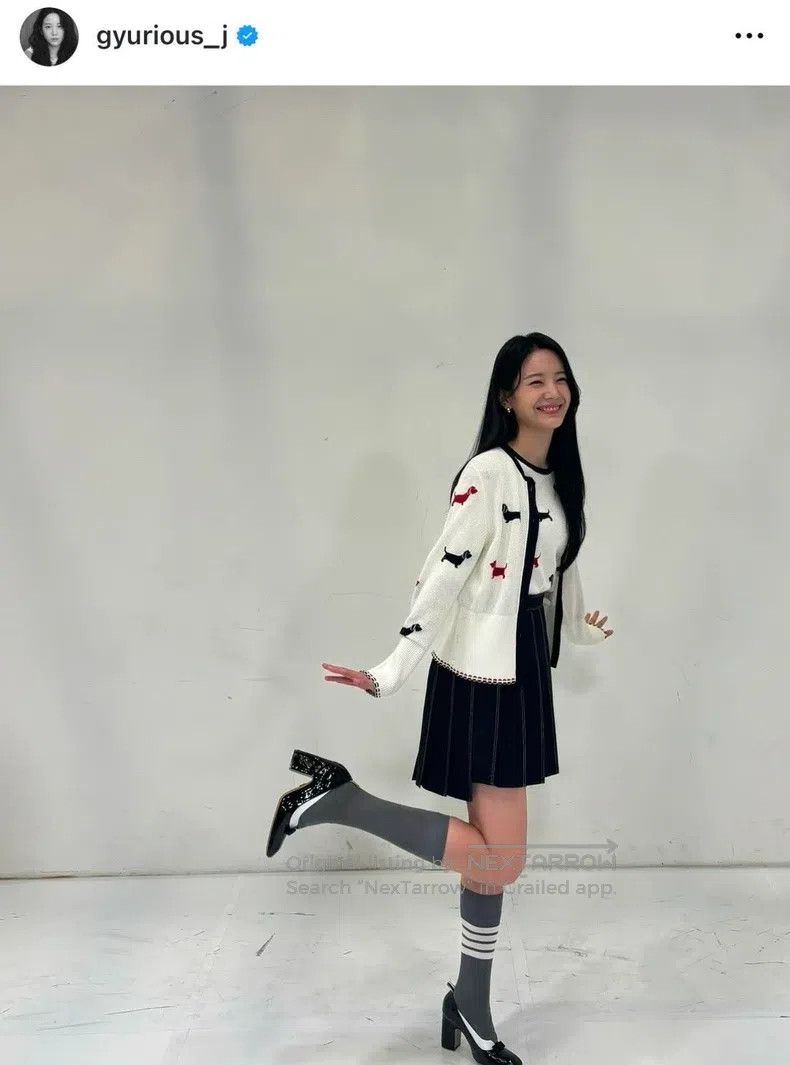 Thom Browne Thom Browne Beige Openwork Dog Pattern Cardigan Jacket Size US XXS / EU 40 - 7 Thumbnail